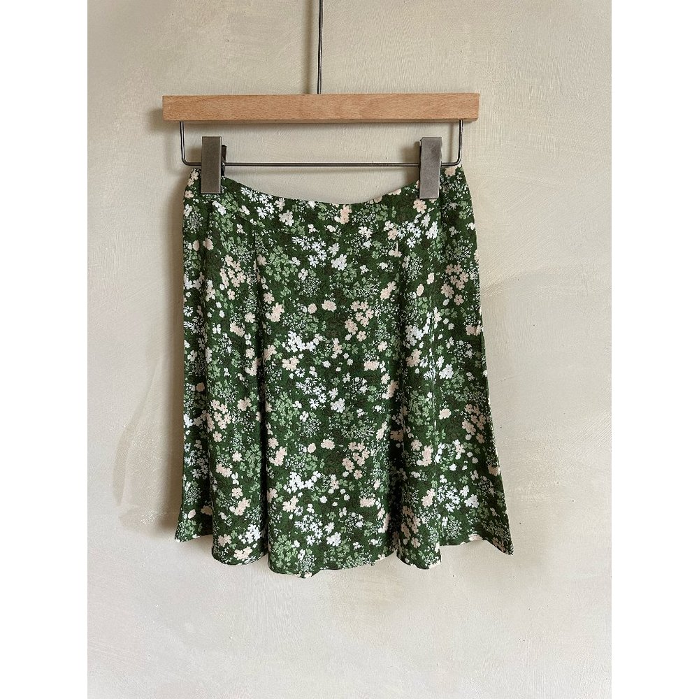 Reformation Green and White Floral Mini Skirt SZ 0